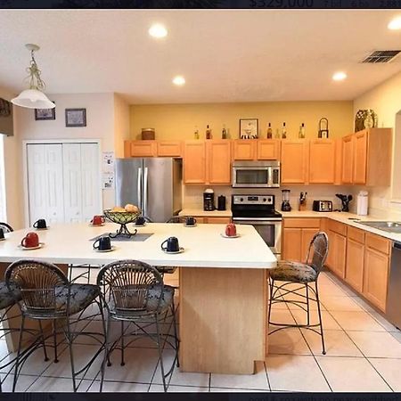 7 Bedroom, 6 Bath And Pool Near Disney In Emerald Island 4 King Master Suites Kissimmee Bagian luar foto